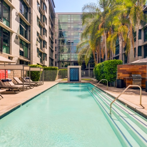 Resort-style swimming pool